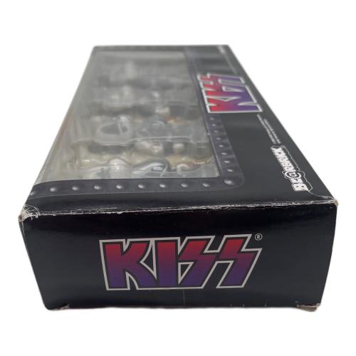 BEAR BRICK (ベアブリック) フィギュア 	KISS