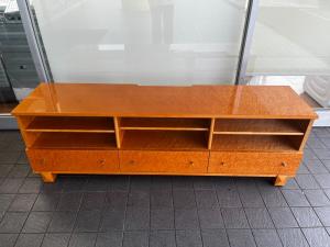 IDC大塚家具 (アイディーシーオオツカカグ) テレビボード 幅:約180㎝ ブラウン バーズアイメイプルスプレンダー