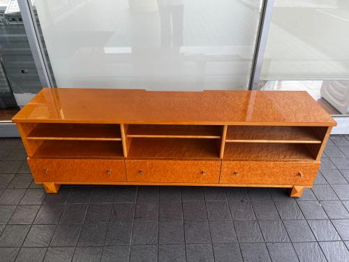 IDC大塚家具 (アイディーシーオオツカカグ) テレビボード 幅:約180㎝ ブラウン バーズアイメイプルスプレンダー