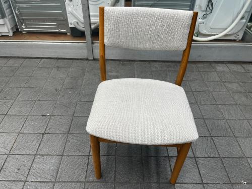 UNICO (ウニコ) ダイニングチェアー 廃盤品 ホワイト×ナチュラル KODIS