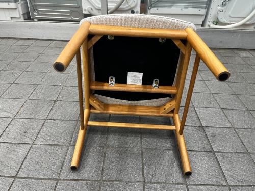 UNICO (ウニコ) ダイニングチェアー 廃盤品 ホワイト×ナチュラル KODIS