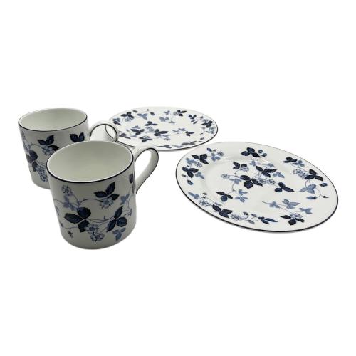Wedgwood (ウェッジウッド) マグカップ・プレートセット ストロベリー インクブルー