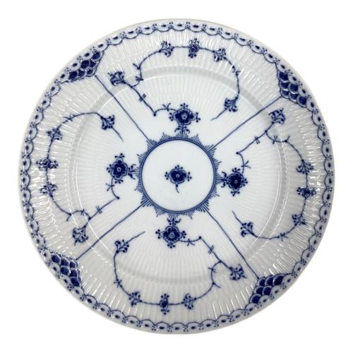 ROYAL COPENHAGEN (ロイヤル・コペンハーゲン) プレート ブルーフルーテッド・ハーフレース