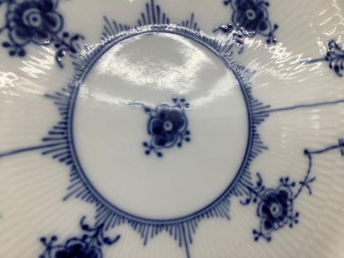 ROYAL COPENHAGEN (ロイヤル・コペンハーゲン) プレート ブルーフルーテッド・ハーフレース