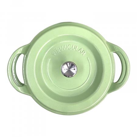 【未使用】VERMICULAR 鍋　グリーン 18 VERMICULAR (バーミキュラ) 両手鍋 グリーン 22.5㎝｜トレファクONLINE