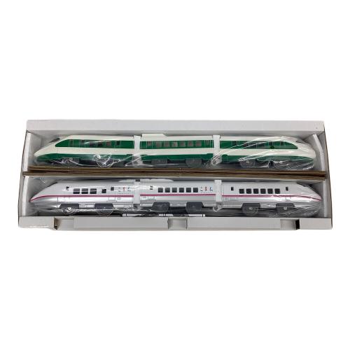 TOMY (トミー) プラレール 200系カラー新幹線(E2系)&E3系新幹線こまちダブルセット