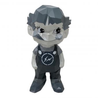 不二家 (フジヤ)  MEDICOM TOY FRAGMENT DESIGN MILKY THE CONVENI 不二家ソフビコレクション ペコちゃん