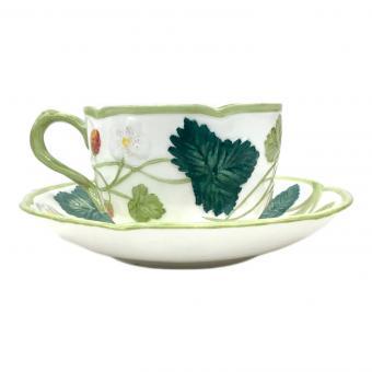 MINTON (ミントン) ティーカップ&ソーサー ヴィクトリアストロベリー