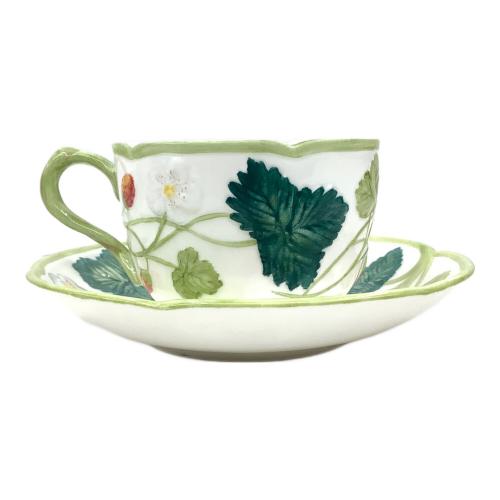 MINTON (ミントン) ティーカップ&ソーサー ヴィクトリアストロベリー