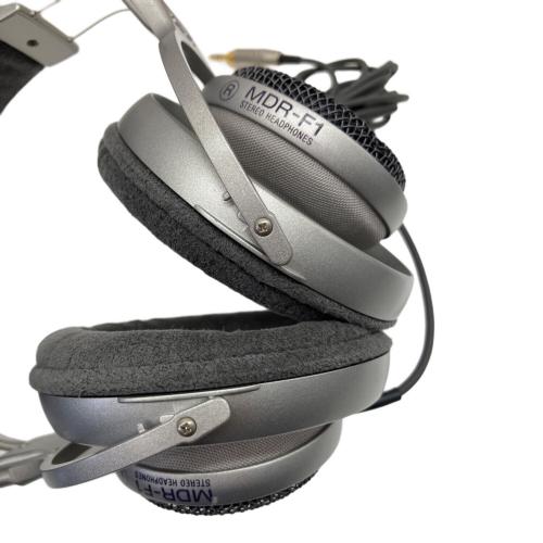 SONY (ソニー) ヘッドホン MDR-F1 フルオープン型 3.5mm｜トレファクONLINE