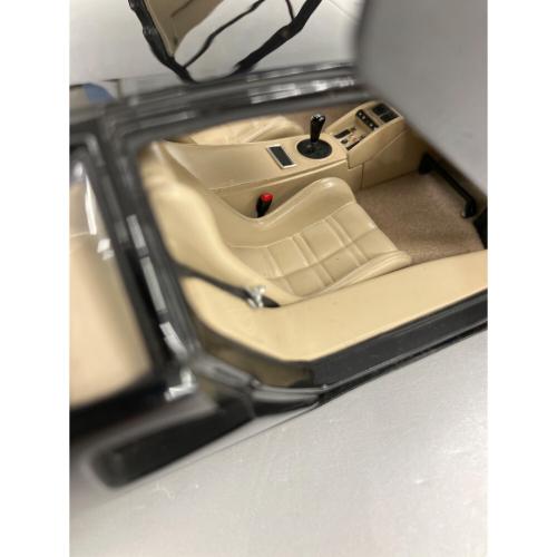 京商 (キョウショウ) ランボルギーニ カウンタック モデルカー 1:18