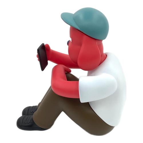 JUN OSON「Distance Red Dog」 ソフビフィギュア