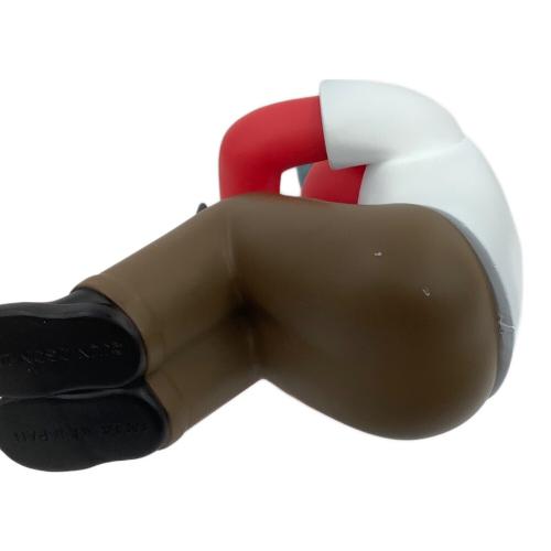 JUN OSON「Distance Red Dog」 ソフビフィギュア