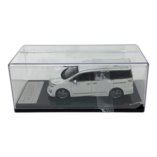 Wits (ウィッツ) NISSAN ELGLAND 350 Highway STAR Urban CHROME ミニカー