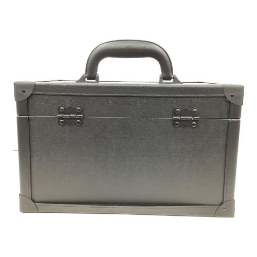 M・A・C (マック) メイクボックス 非売品 STF6-90-YA6C 箱付