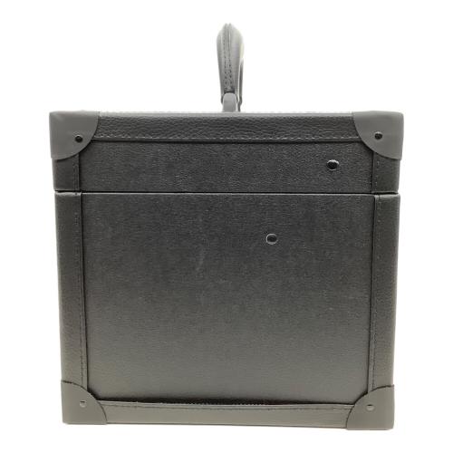 M・A・C (マック) メイクボックス 非売品 STF6-90-YA6C 箱付