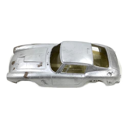 NOSTALGIA DUE FERRARI 250 ダイキャストカー 未組立品