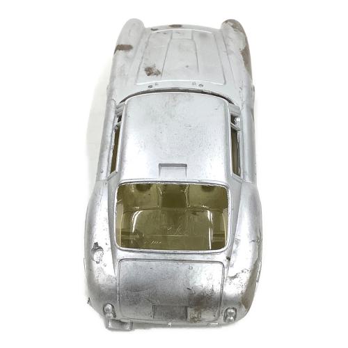 NOSTALGIA DUE FERRARI 250 ダイキャストカー 未組立品