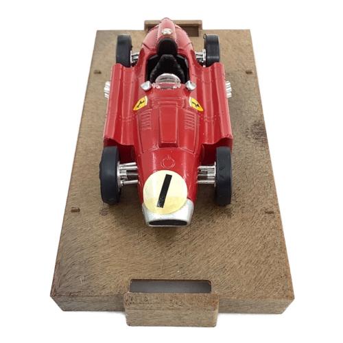 brumm (ブルム) 1/43 フェラーリ D50 イギリス British GP 優勝 1956 #1 J.M.ファンジオ イタリア製