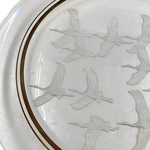 HOYA CRYSTAL (ホーヤクリスタル) 飛鶴金縁波文様大皿