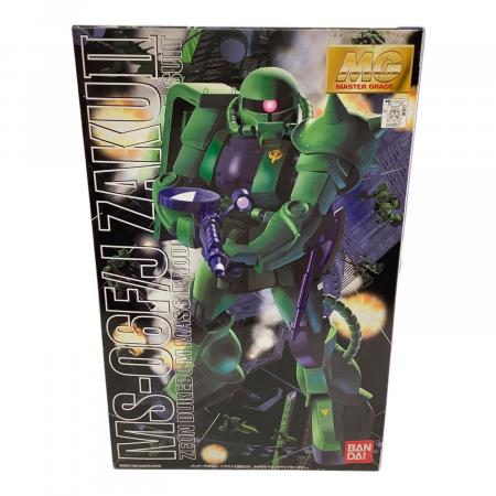BANDAI (バンダイ) MG 1/100 MS-06F/J ザク2 ガンプラ｜トレファクONLINE