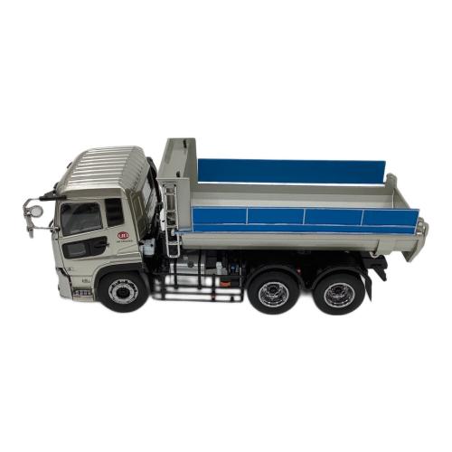 京商 (キョウショウ) UD トラックス 1/43 モデルカー