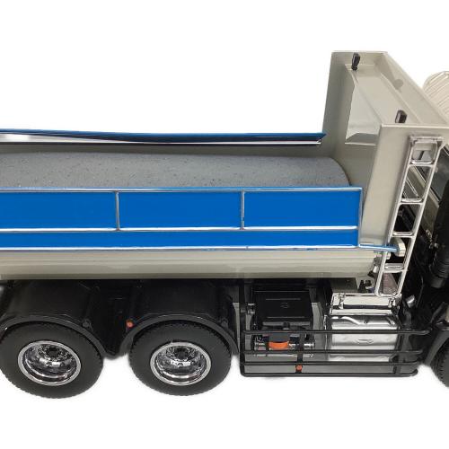 京商 (キョウショウ) UD トラックス 1/43 モデルカー