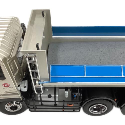 京商 (キョウショウ) UD トラックス 1/43 モデルカー