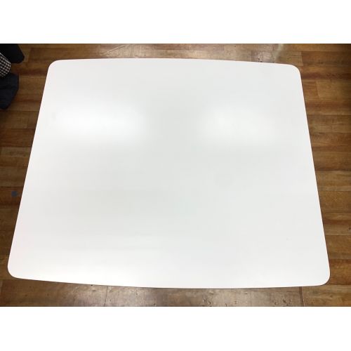 カリモク60+ (カリモクロクマル) カフェテーブル ホワイト×ダークブラウン 339 D36210