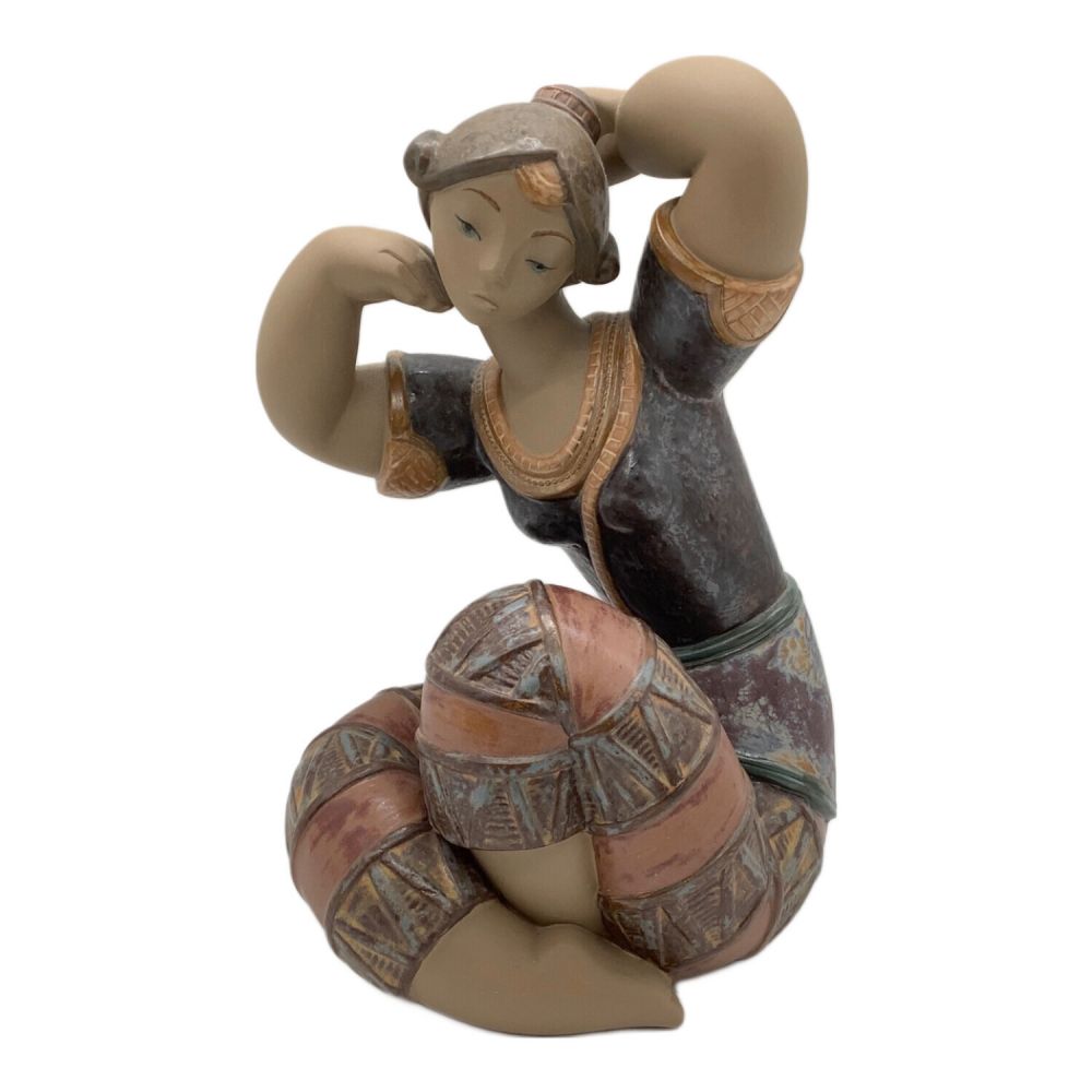 LLADRO リヤドロ フュギュリン ヤングインディアンⅡ&Ⅲ 2個セット LLADRO (リヤドロ) フィギュリン ヤングインディアン 34｜トレファクONLINE