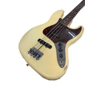 FENDER USA (フェンダーＵＳＡ) エレキベース @ Fender USA American Vintage '62 Jazz Bass ジャズベース 動作確認済み V137827