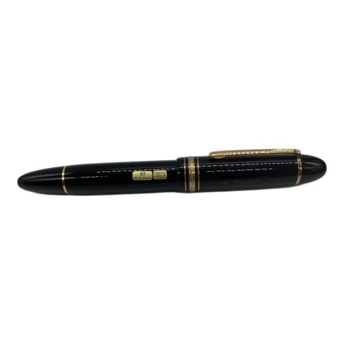 MONTBLANC (モンブラン) 万年筆 ブラック 18K