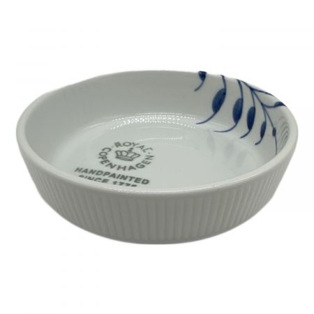 ★ ★丸皿　ロイヤルコペンハーゲン ROYAL COPENHAGEN (ロイヤル・コペンハーゲン) 丸皿 ブルー