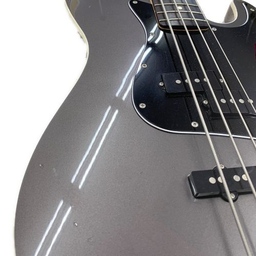 FENDER (フェンダー) エレキベース Aerodyne Jazz Bass 動作確認済み T081324