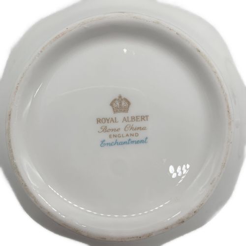 ROYAL ALBERT (ロイヤルアルバート) ティーポット 廃盤品 エンチャントメント