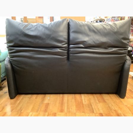 CASSINA (カッシーナ) 2人掛けソファー ブラック 157 総革 マラルンガ