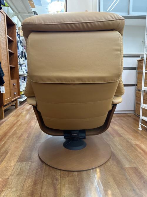 karimoku (カリモク) リクライニングチェアー オットマン付き RU0101H818 THE FIRST RU72