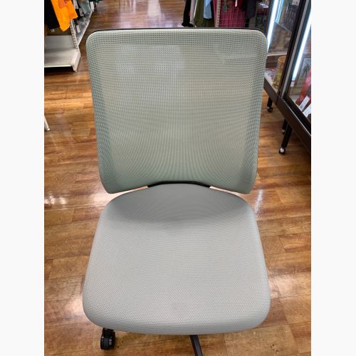 オカムラ オフィスチェア グリーン 2019年製 1人掛け