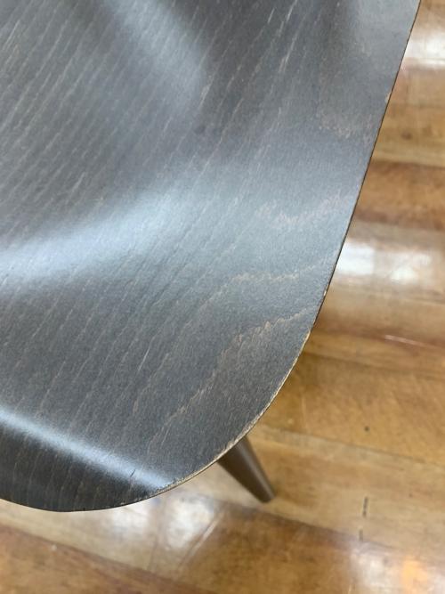 TON (トン) アイロニカチェア オリーブ 311