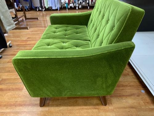カリモク60 (カリモクロクマル) ロビーチェア 2シーター モケットグリーン 266