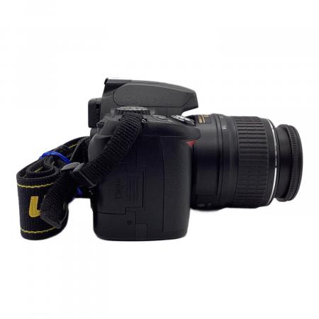 Nikon (ニコン) デジタル一眼レフカメラ D40 年数経過の為保証無し