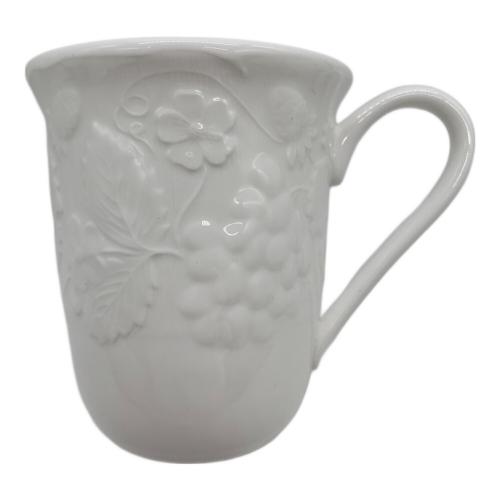 Wedgwood (ウェッジウッド) マグカップ STRAWBERRY AND VINE 2Pセット