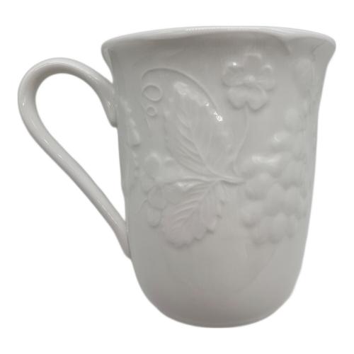 Wedgwood (ウェッジウッド) マグカップ STRAWBERRY AND VINE 2Pセット