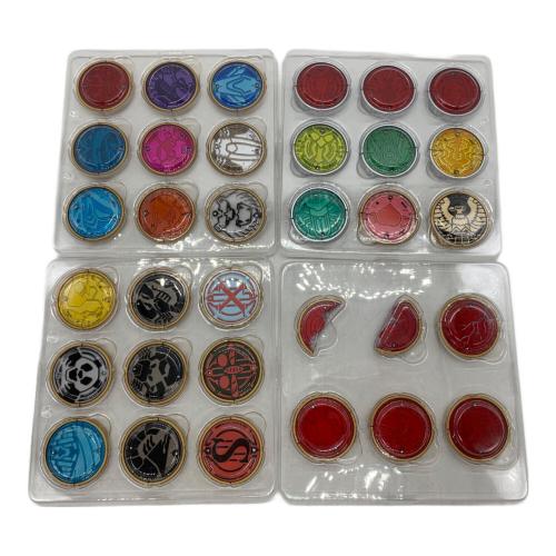 仮面ライダーOOO(オーズ) (カメンライダーオーズ) 仮面ライダー キズ・ヨゴレ有 COMPLETE SELECTION MODIFICATION  オーズドライバー コンプリートセット 動作確認済み