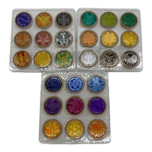 仮面ライダーOOO(オーズ) (カメンライダーオーズ) 仮面ライダー キズ・ヨゴレ有 COMPLETE SELECTION MODIFICATION  オーズドライバー コンプリートセット 動作確認済み