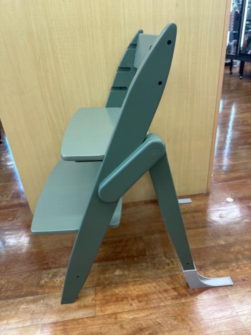 moji ベビーチェア グリーン YIPPY