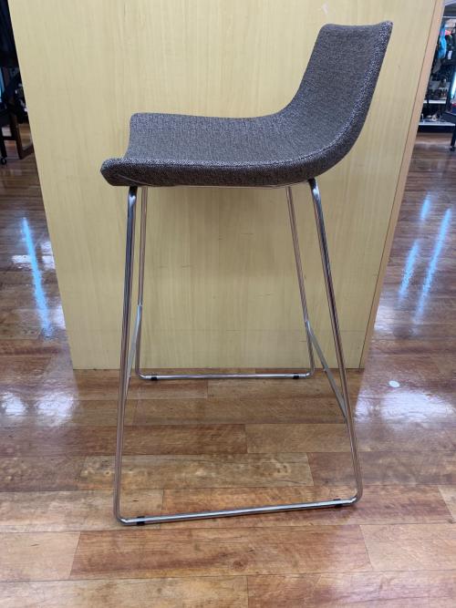 SOGOKAGU (ソウゴウカグ) カウンターチェアー ベージュ 1人掛け