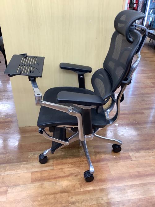 Ergohuman (エルゴヒューマン) オフィスチェア ブラック 別売タブレットスタンド付 1人掛け