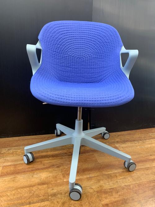 Herman Miller (ハーマンミラー) オフィスチェア BA511UP-0008 ブルー ゼフチェア