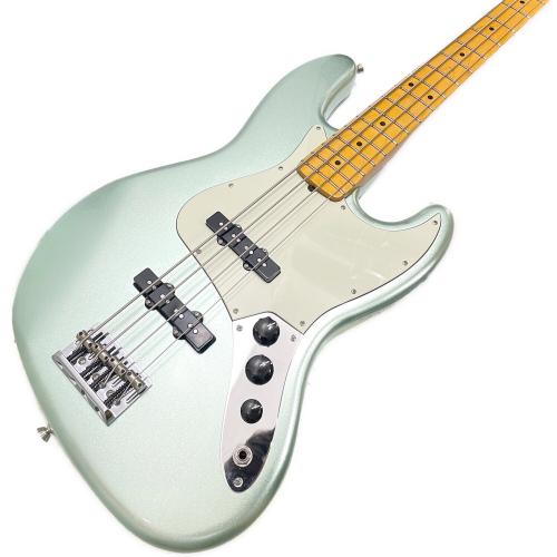 FENDER (フェンダー) American Professional II ジャズベース @
